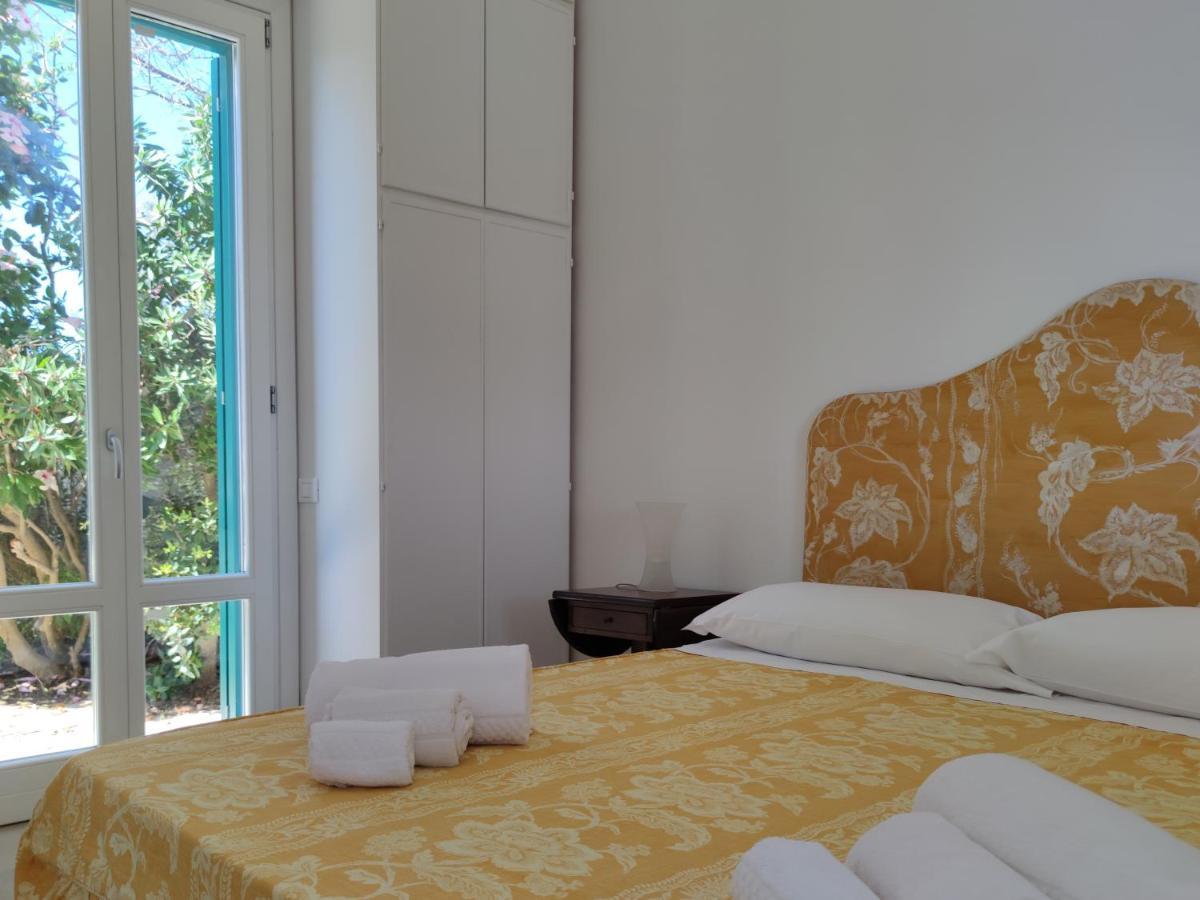Finestra Sul Mare Aparthotel Favignana Buitenkant foto