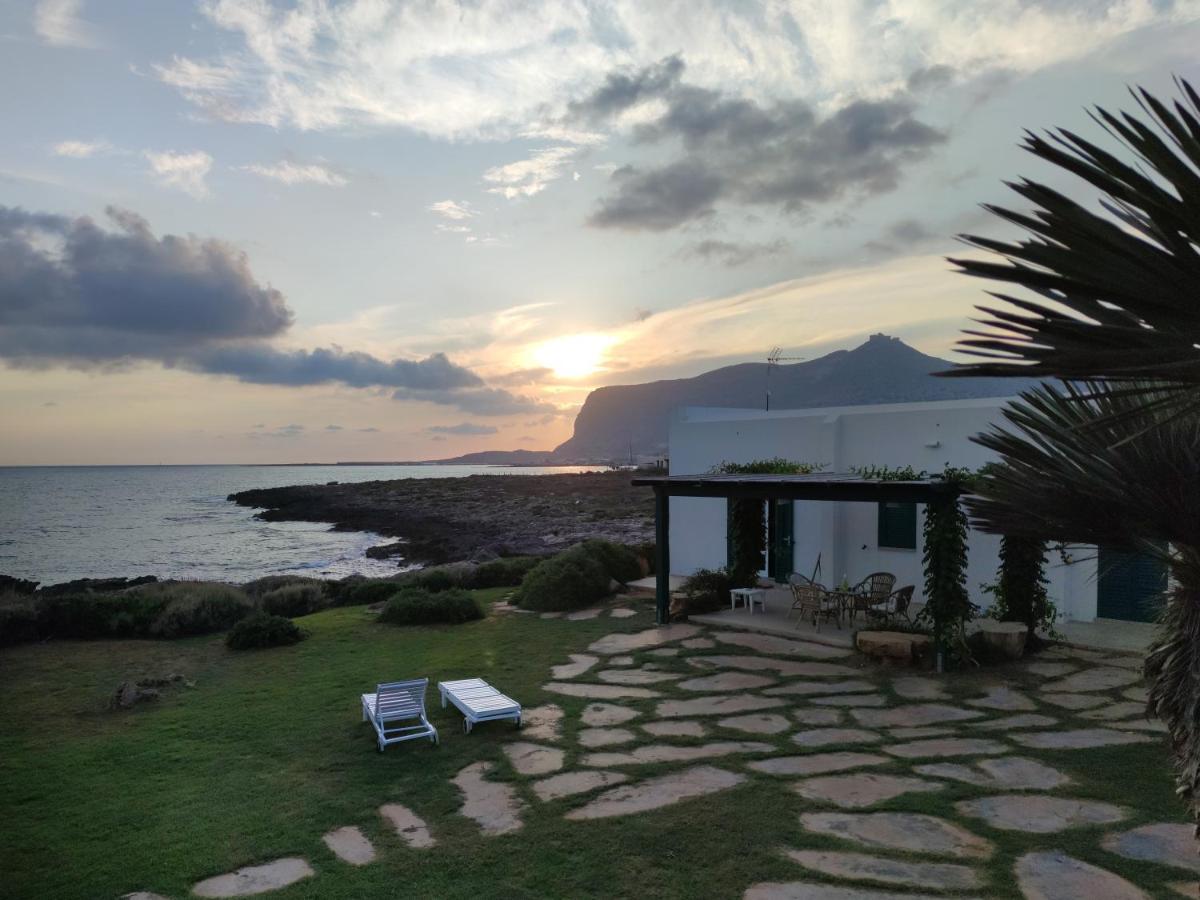 Finestra Sul Mare Aparthotel Favignana Buitenkant foto